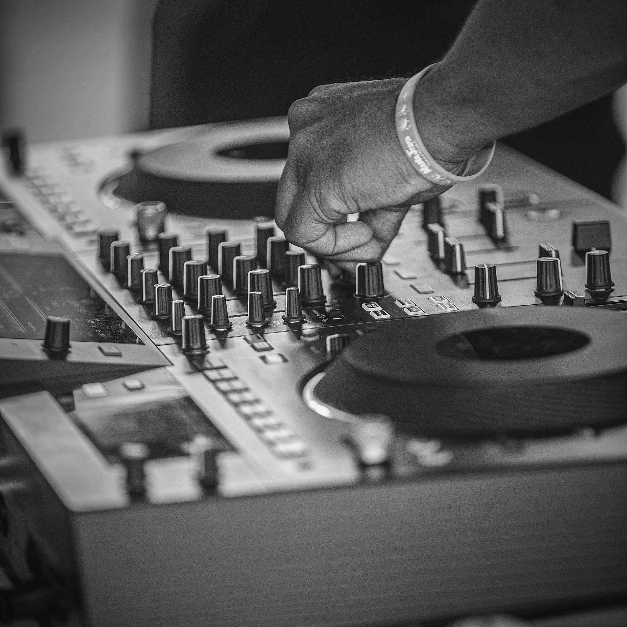 PASS THE BEATS 2